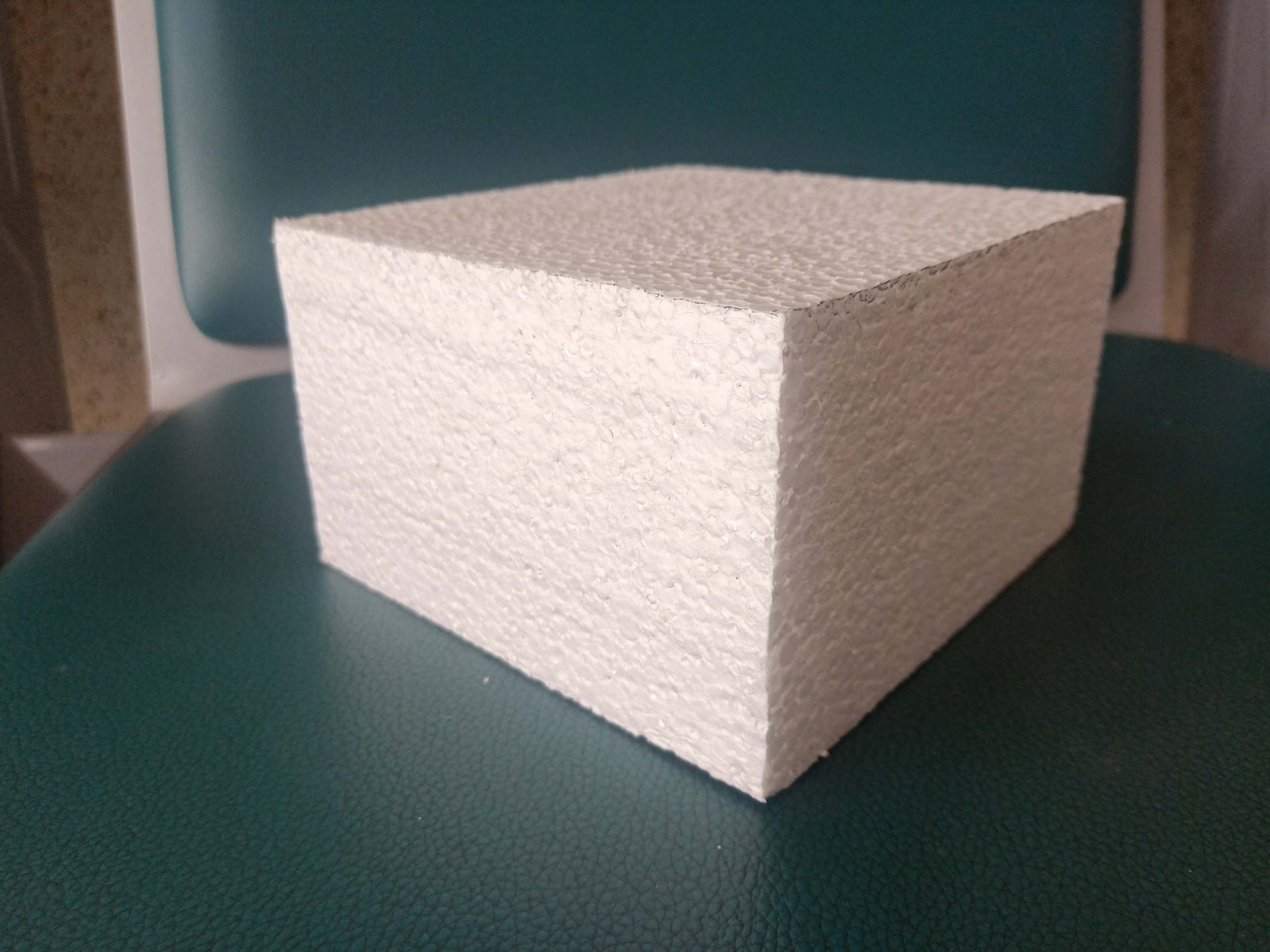 天津三星陽(yáng)光告訴你天津聚苯板有何特點(diǎn)