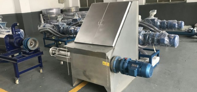 規(guī)?；B(yǎng)殖場(chǎng)禽畜糞便渣液分離機(jī) 耐磨合金設(shè)計(jì)