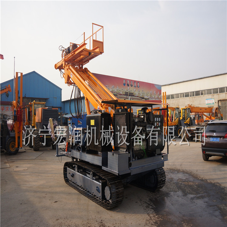 熱銷履帶護(hù)坡錨固鉆機(jī) 7米液壓鉆機(jī)，邊坡錨固鉆機(jī)