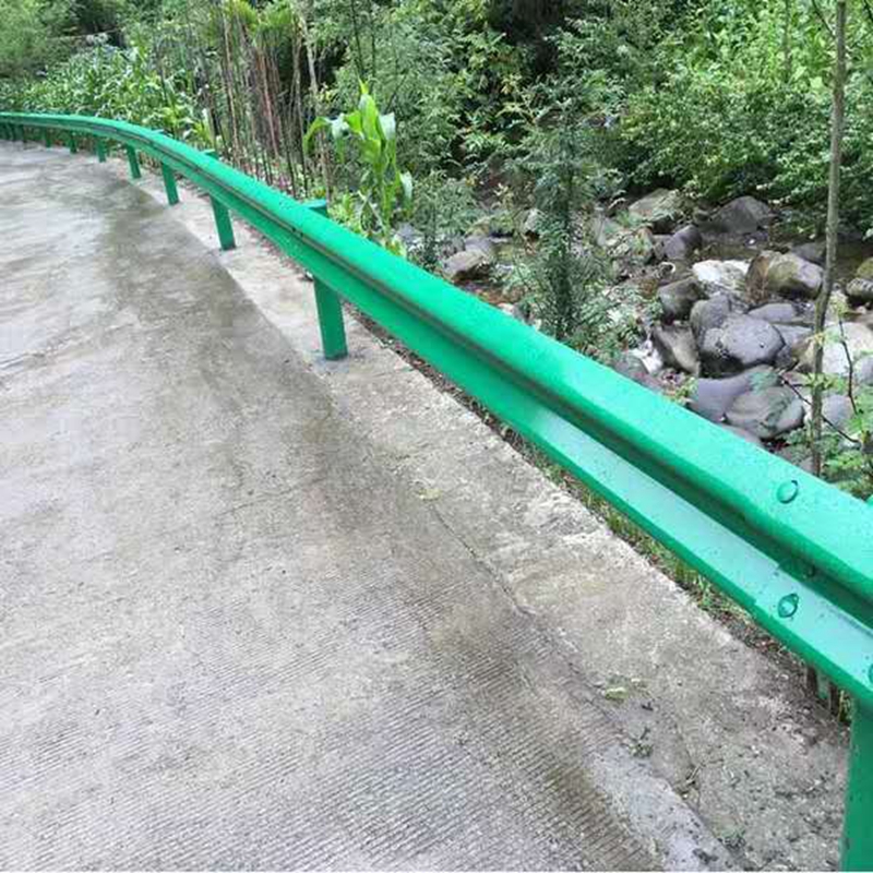 道路防撞護(hù)欄 國(guó)道省道二波三波波形護(hù)欄 國(guó)標(biāo)塑噴波形護(hù)欄