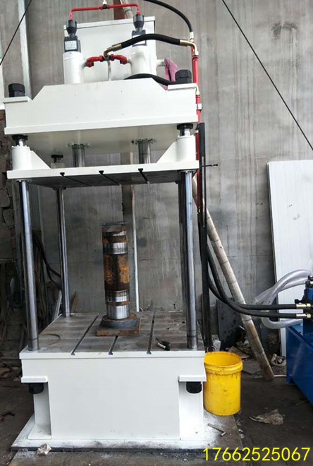 C型液壓機(jī)小小身材，大大能量