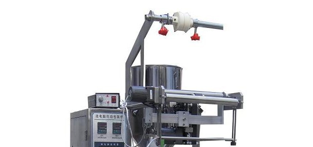 衡水市小袋洗頭膏包裝機，洗衣液試用裝包裝機