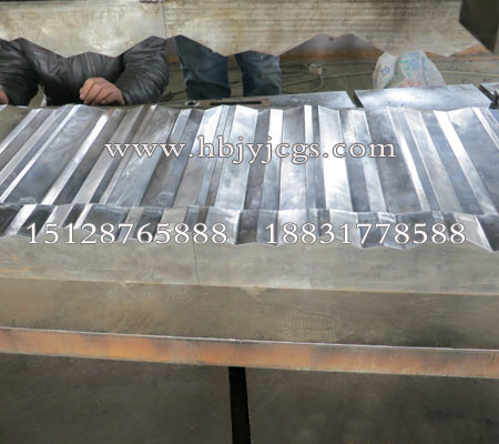 彩石金屬瓦模具設(shè)計(jì)制作尺寸精確、表面光潔