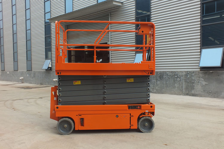 成都貨梯升降機(jī)，成都液壓貨梯升降臺價格