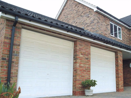 丹東車(chē)庫(kù)門(mén)價(jià)格_要買(mǎi)耐用的車(chē)庫(kù)門(mén)就到遼寧中安華泰