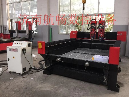 濟(jì)南航暢大型三面觀音像仿古石雕重型石材雕刻機(jī)廠家多少錢(qián)