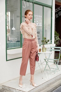 一線女裝品牌加盟為您提供致富商機！