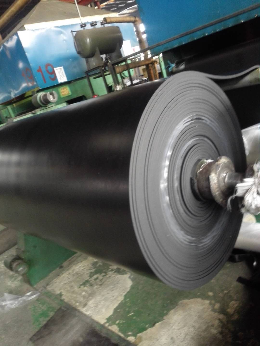 工業(yè)橡膠板，耐磨，防滑，絕緣，耐酸堿，耐油