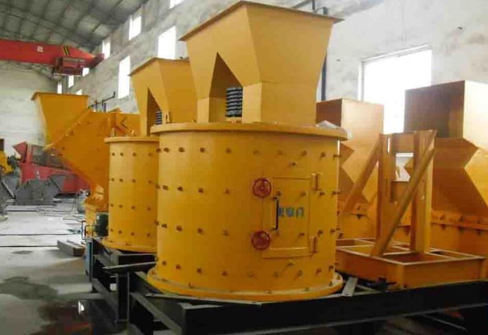 直供復(fù)合式制砂機、復(fù)合破、立式復(fù)合破、復(fù)合式破碎機廠家