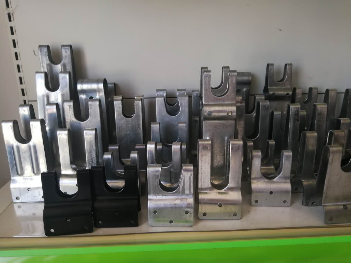 大棚橢圓管卡溫室大棚固定卡廠家現貨批發(fā)o型管卡