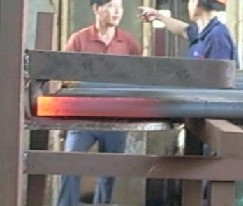 冷拉型鋼（圓鋼、方鋼、扁鋼）模具軋頭高頻加熱爐