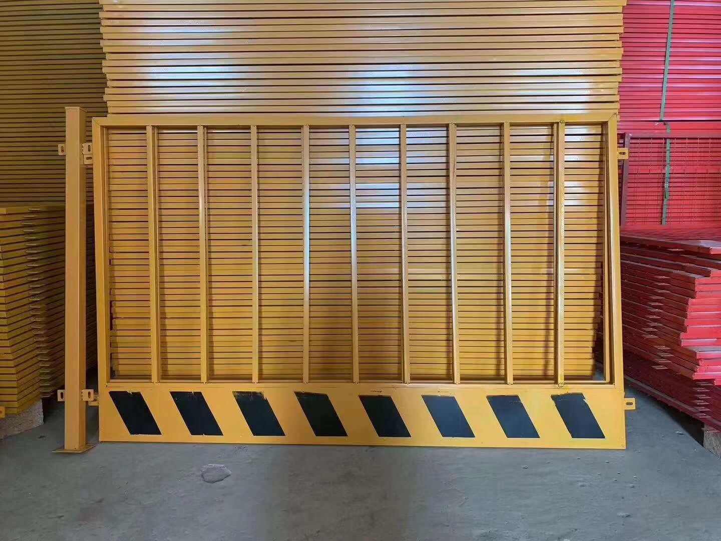 廣東基坑護欄網(wǎng) 豎管護欄網(wǎng) 建筑工地安全施工圍欄